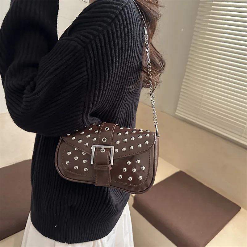 Punk Style Rivet Design Cool Hot Girls Shoulder Bags Vintage Chain Underarm Bag for Women Versatile Ladies Pu Leather Handbags