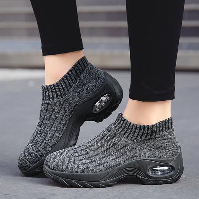 Fabrikdirektverkauf Socken Schuhe Luftpolstersohle Erhöhung Damenschuhe Mesh atmungsaktiv Mutterschuhe Outdoor Mode Freizeitschuhe