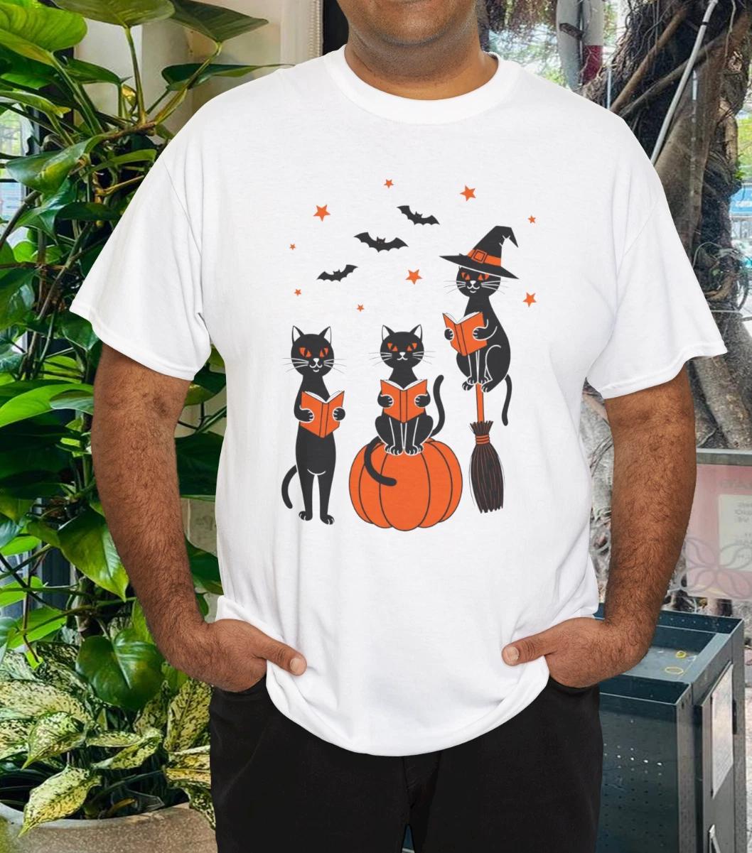 

Halloween Spooky Cat, Book Lovers T-Shirt, Halloween Gift, Unisex T-Shirt M