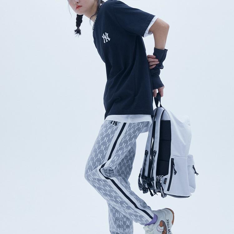 New MLB Set in Sleeve T Shirt Unisex Black 31TS03131-50L