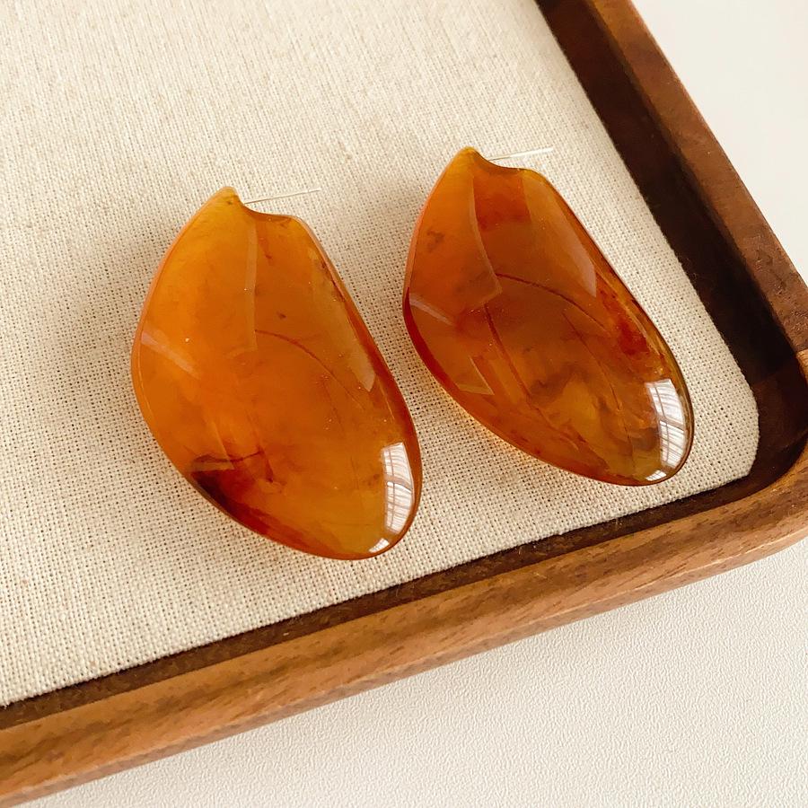 Silver Needle Geometric Irregular Resin Y2K Earrings - Retro Stud Ear Accessories for Women