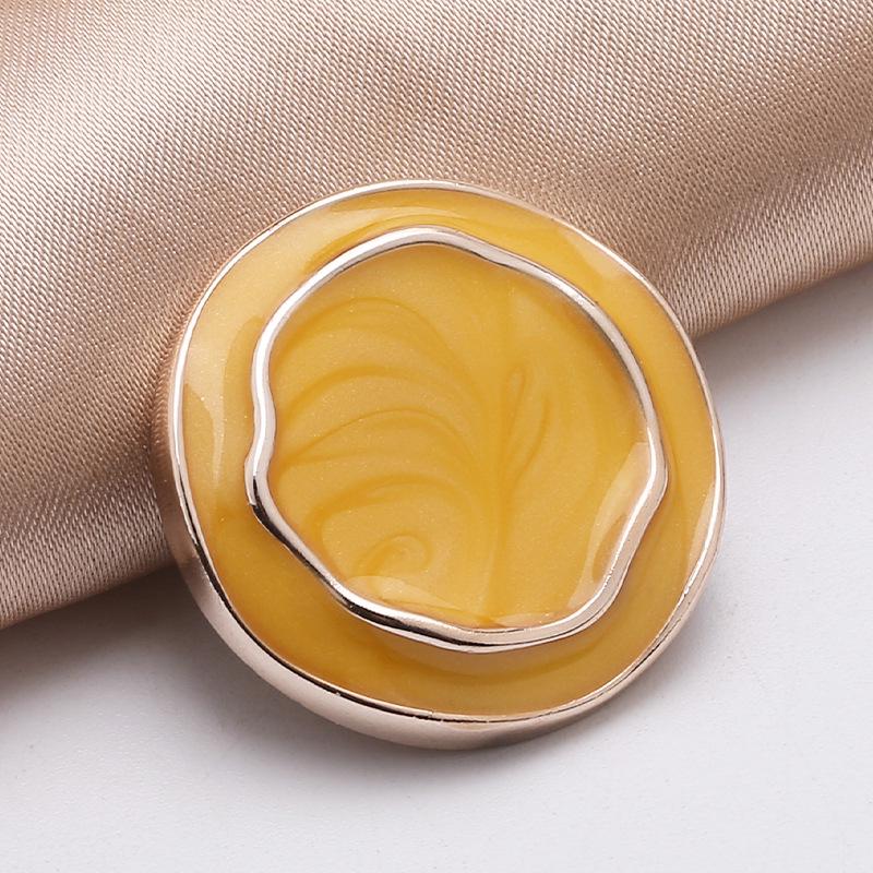 

Пластиковые пуговицы специальной формы с гальваническим покрытием Xiangfeng для пальто, свитеров и кардиганов