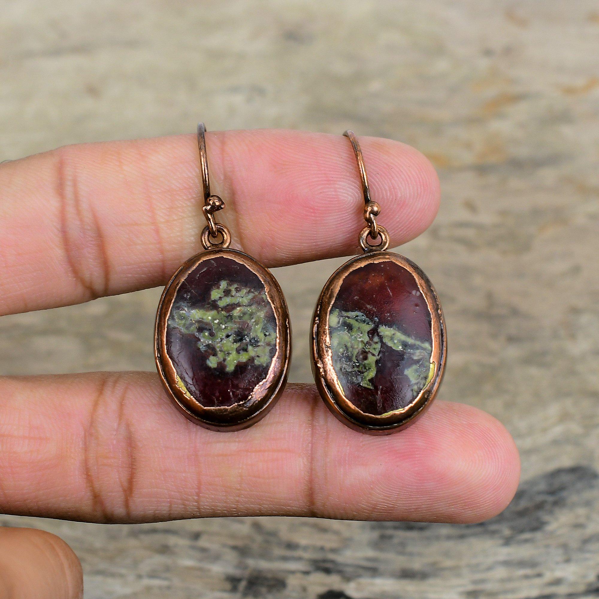 

Серьга из кровавой яшмы, гальванопластика, медные серьги, оригинальные украшения из драгоценных камней, дизайнерская серьга, медные украшения ручной работы, подарки на годовщину