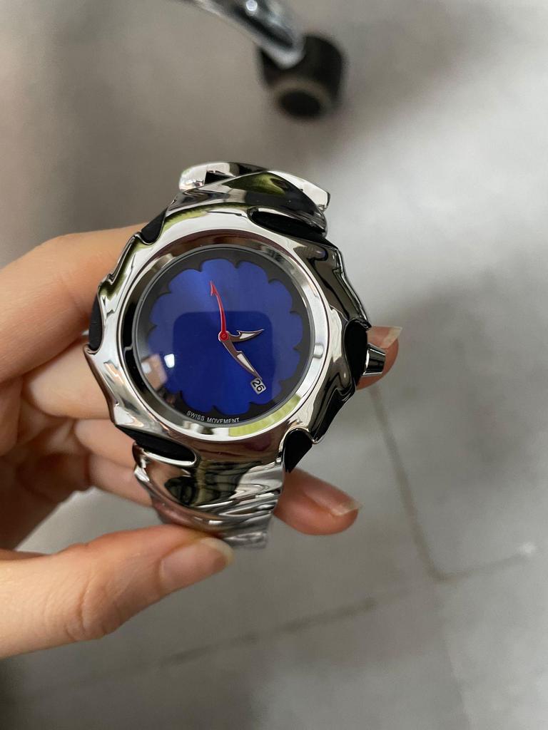 Pre-owned Irregular Blade Retro Men's Watch: High-End Niche Fashion Design