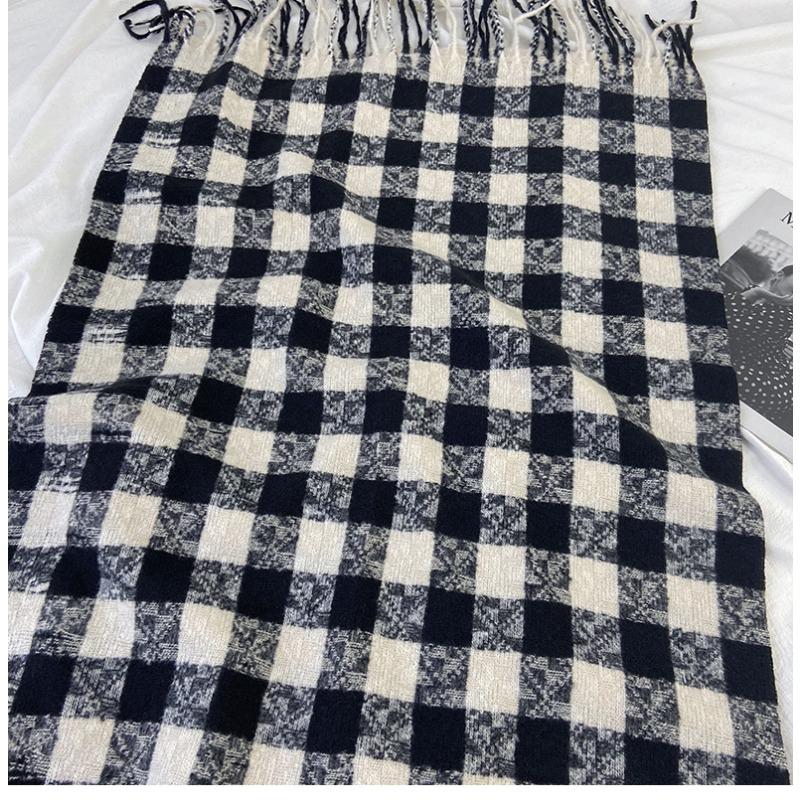 Scarf Women's Autumn and Winter Advanced Sense Thickened Warm Shawl New Imitation Cashmere Plaid Scarf
