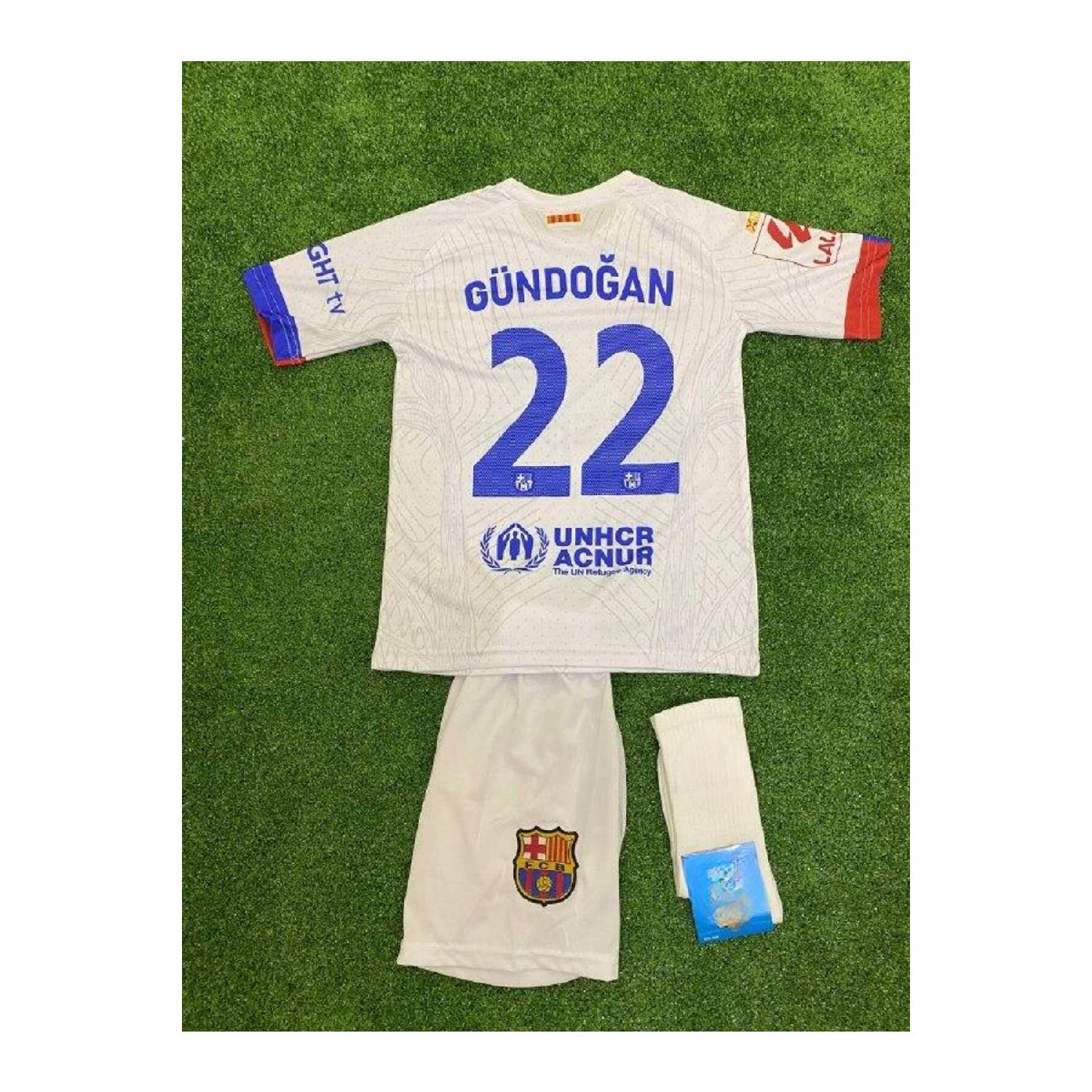 

Комплект из 3 детских футбольных майок нового сезона Barcelona Ilkay Gndoan