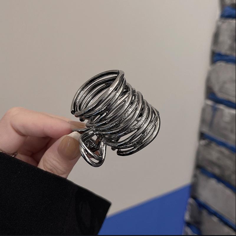 New High Ponytail Clip for Women Fashion Metal Hair Claw Girls Clamps Girl Fixed Hairpin Claw Clip Hair accessories Headwear