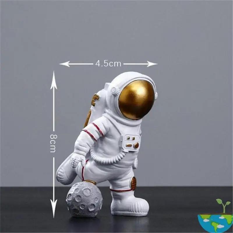 

Resin Astronaut Ornament Universal Phone Stand Holder Bracket Spaceman Figurine Home Office Desk Decoration Birthday Gift
