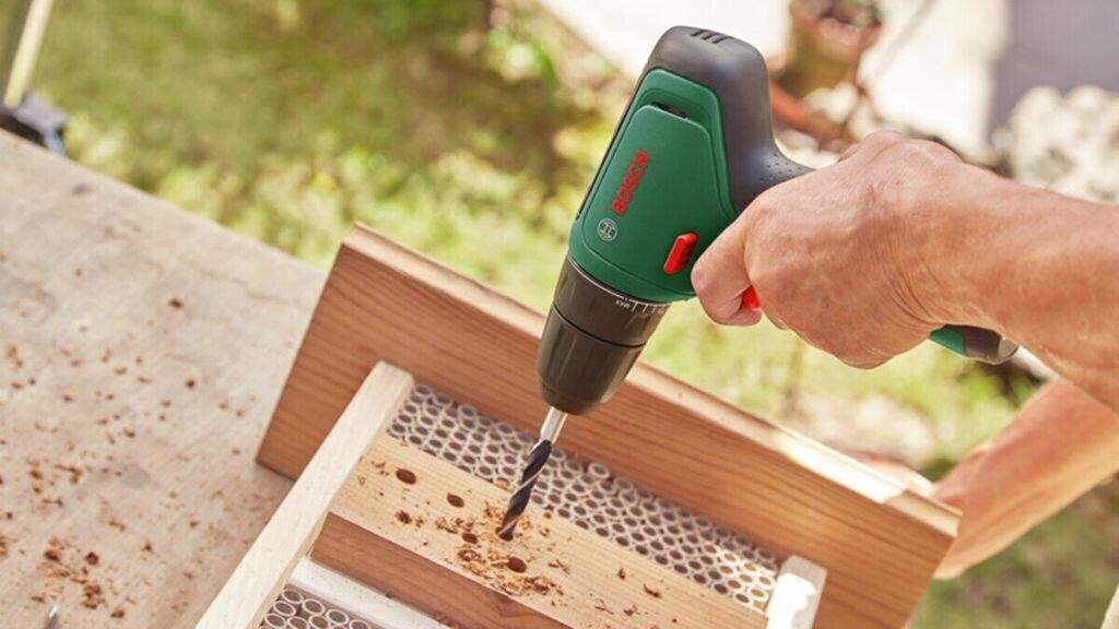 Дрель-шуруповёрт Bosch EasyDrill 12001 x 1,5 Ah (06039D3006)