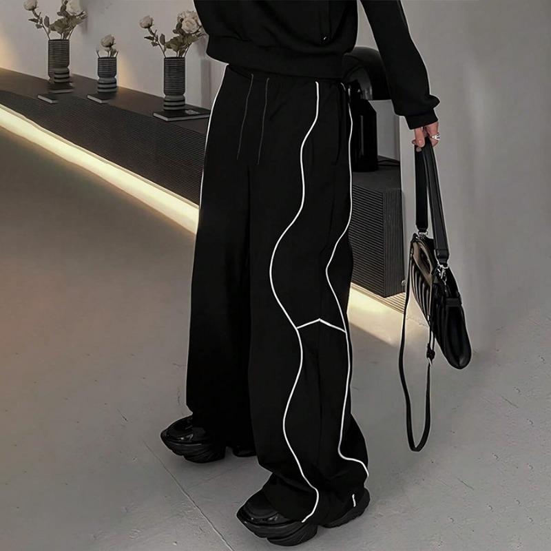 

Men s Casual Loose Fit Straight Leg Trousers With Curved Stripe Design For Urban Style S чорний