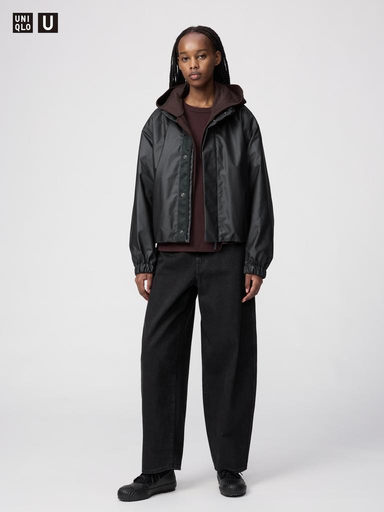 Uniqlo Curve Pants Model