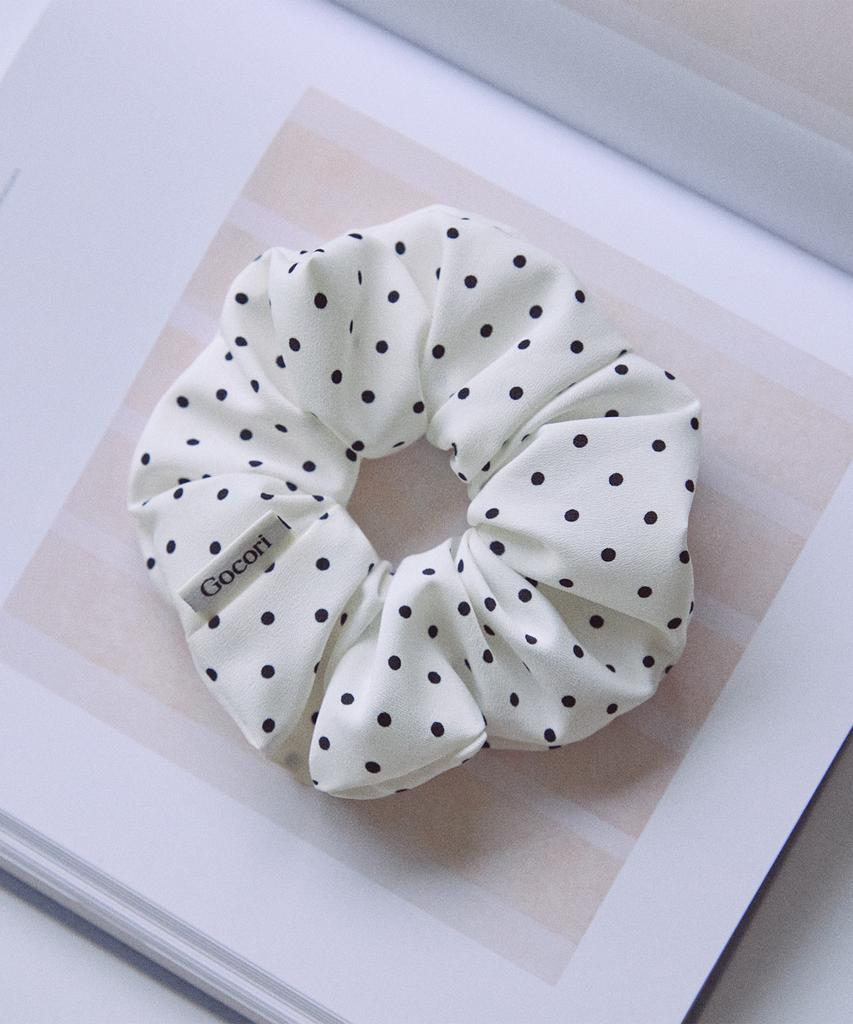 Gocori Dot Scrunchie - White Scrunchie