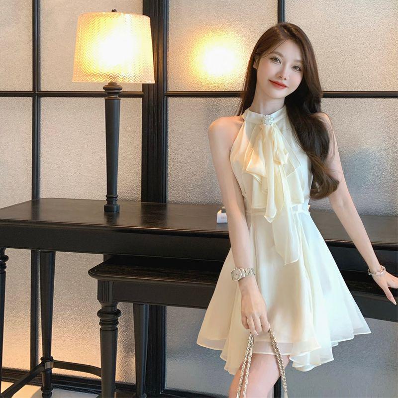 French Socialite Chiffon Halter Dress: Sleeveless, Sexy Irregular Waist, Summer 2026 Collection. S [Recommended 85-95 lbs]