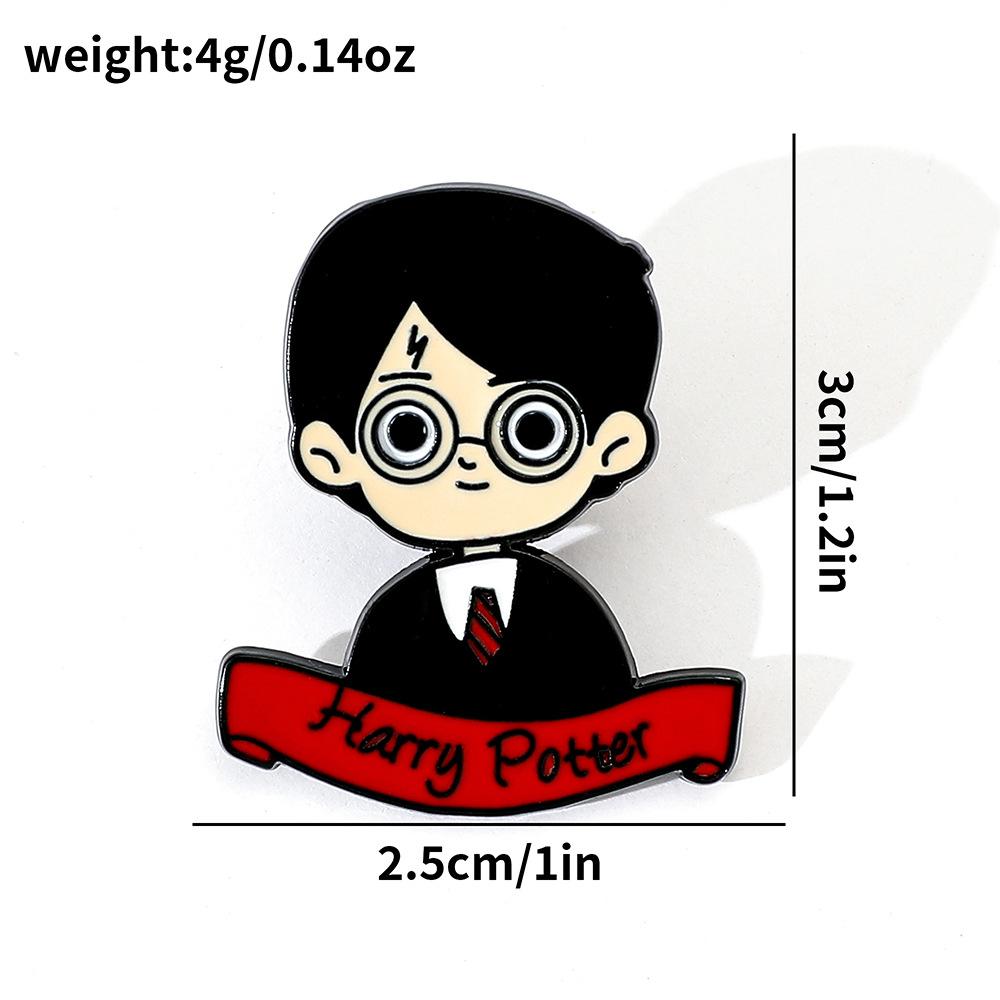 Cute and creative European and American film and television characters, metal badges, accessories, magic academy periphery, alloy dripping brooch