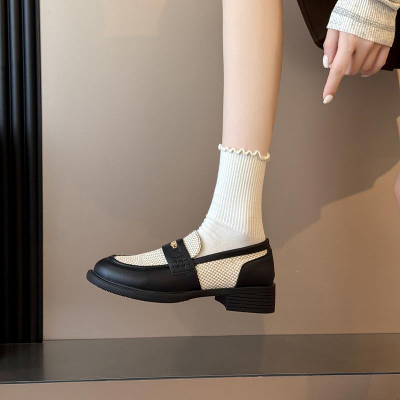 Loafers Women's Square Head 2025 Spring and Summer New Soft Leather Single Shoes Mesh Breathable Retro Camellia Black Small Leather Shoes