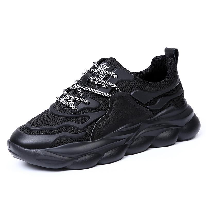 Męskie buty 2025 nowe letnie platforma buty typu dad wszechstronne oddychająca siatka buty sportowe i rekreacyjne męskie małe białe buty trendowe