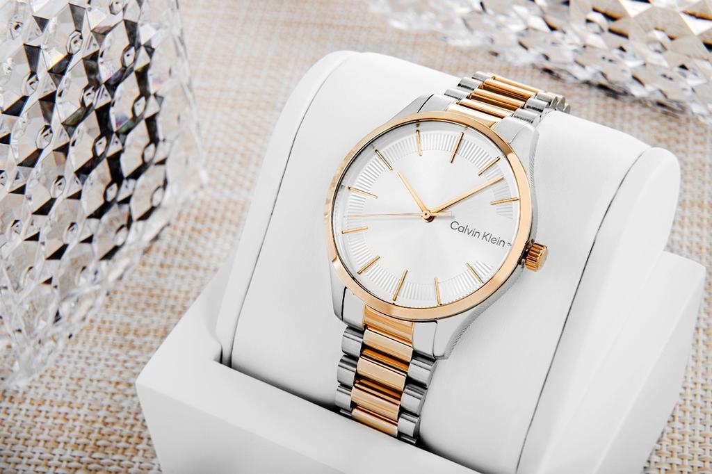 CALVIN KLEIN Women's Iconic Brancelet Watch 25200044 + BOX