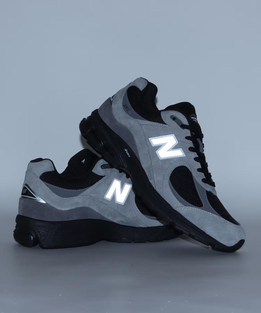 U2002RM New Balance 2002R Grey Black (Men's)
