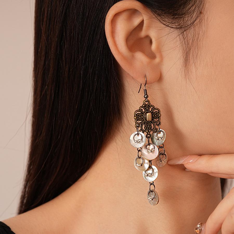 Kadın Takıları İçin Moda Sallantılı Küpeler