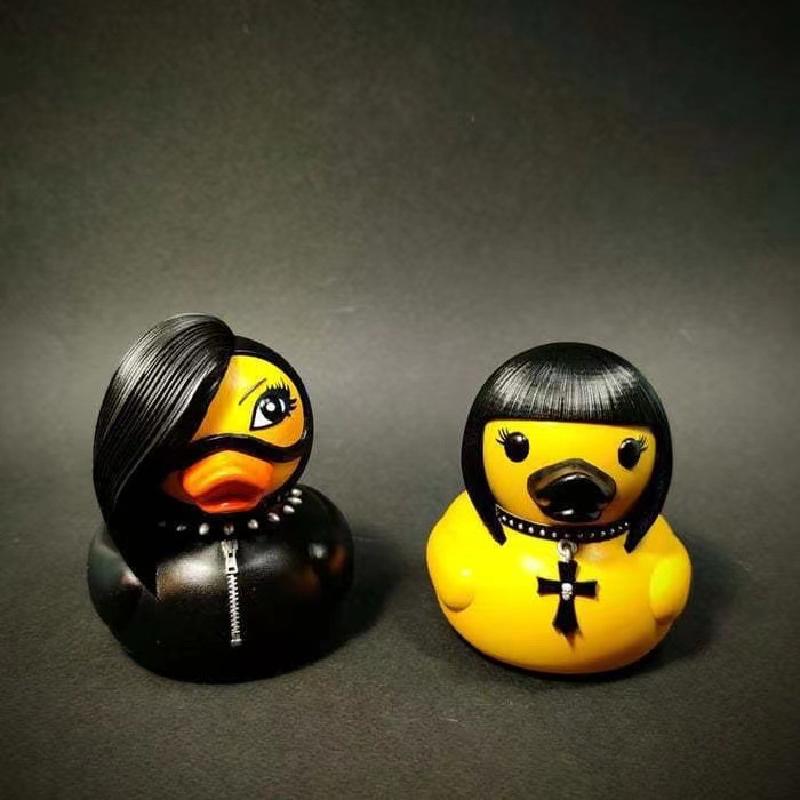 Duckieville Resin Duck Craft Figure Toys Punk Gothic Duck Desk Black Decoration