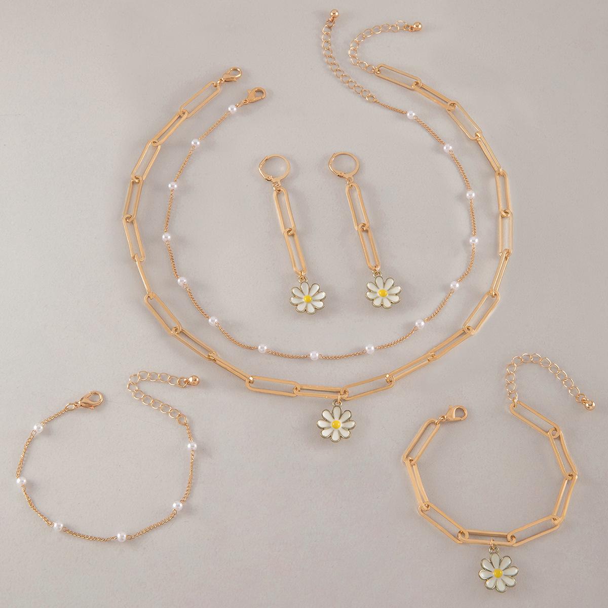 

Jewelry Fresh and Sweet Oil Dripping Daisies Jewelry Set Imitation Pearl Hollow Necklace Bracelet Earrings
