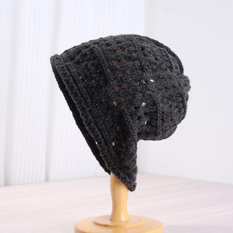 Women's Fashion Loose Knitted Beanie Hat, Black High-End Style, Cold Weather Hat