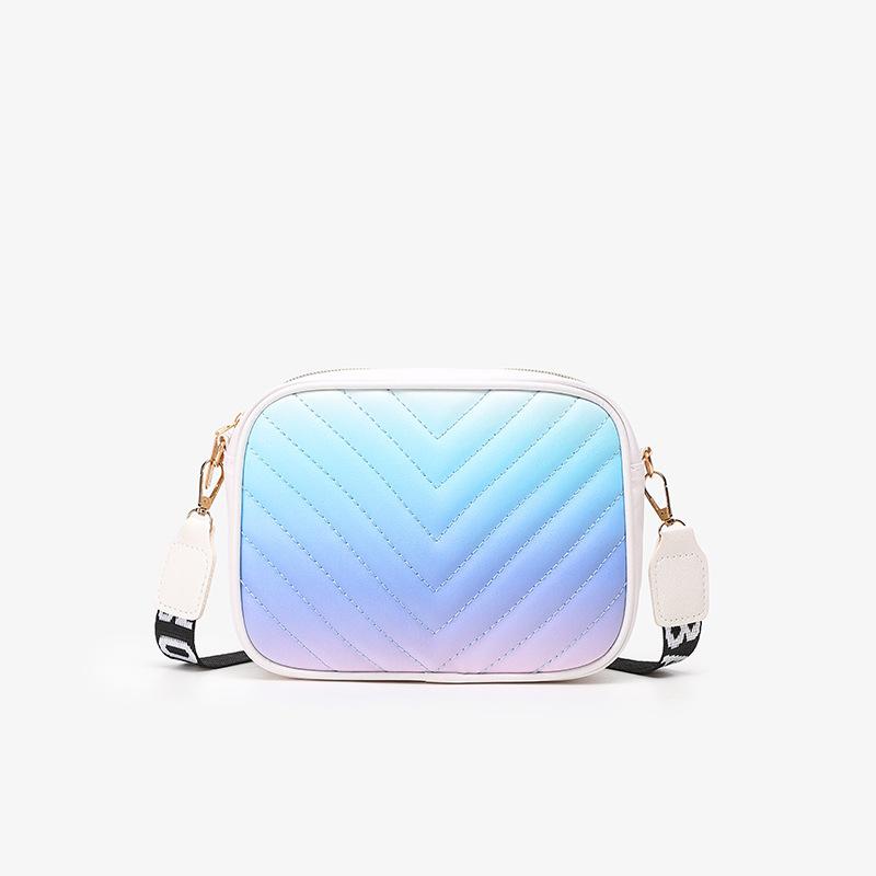 

Fresh and sweet rainbow gradual change color small square bag personalized fashion V-shaped embroidered messenger bag letter wide shoulder strap синій
