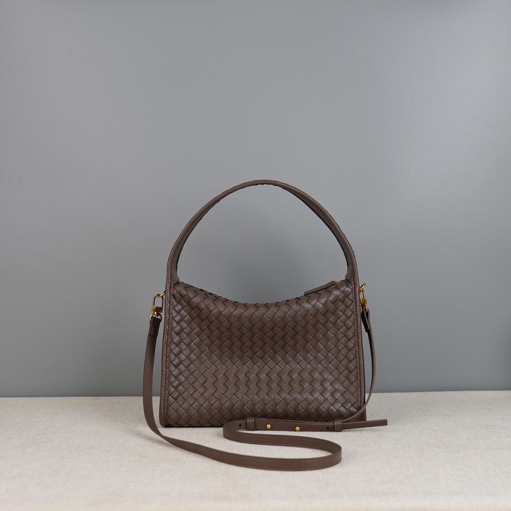 Women's 2026 Fashionable Woven Cowhide Shoulder Bag - Versatile & Simple Design