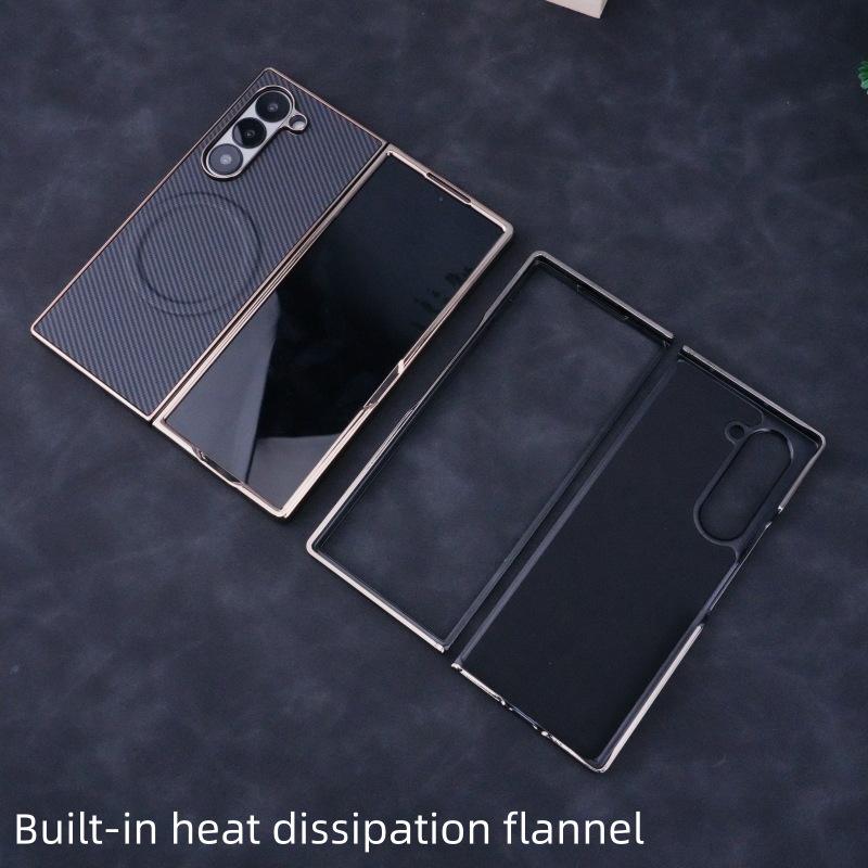 Husă Magnetică Premium din Fibră de Carbon pentru Samsung Z-Fold 7/6