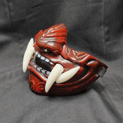 Realistic 3D Japanese Samurai Mask Lightweight Breathable Halloween Cosplay Masks Fierce Teeth Fang Mask Clothing Accessories
