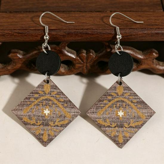 Stylish Wooden Heart-Shaped Earrings: Personalized, Fashionable, European & American Designs
