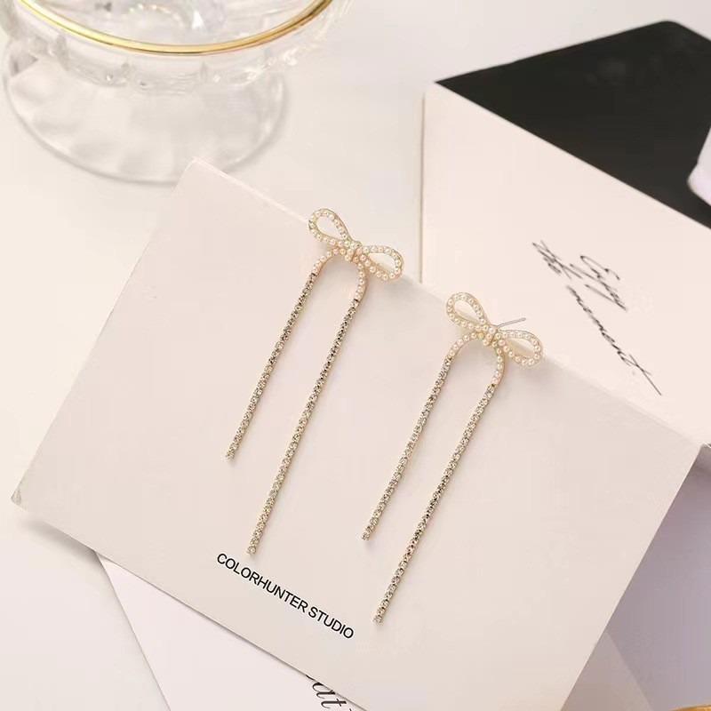 Korean Fashion Long Crystal Bow Tassel Earrings for Women Jewelry Trending Luxury Pearl Bowknot Earrings