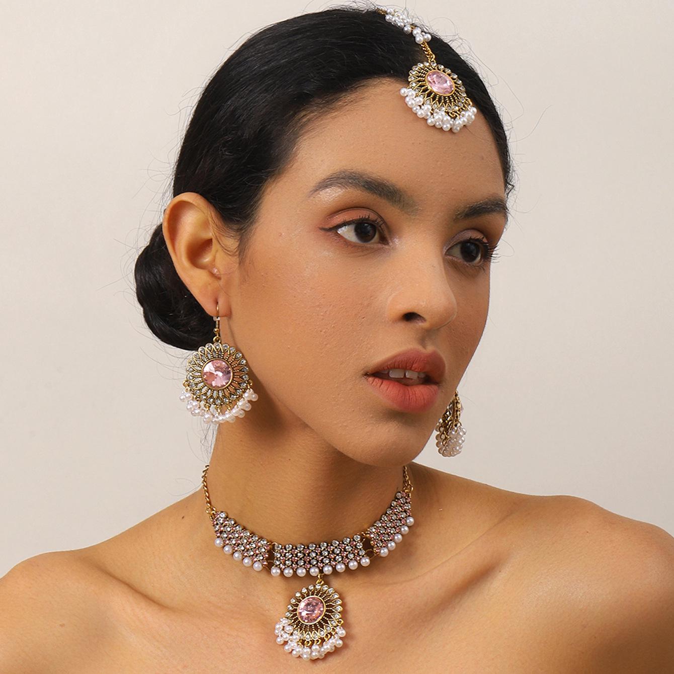 European & American High-End Ethnic Style Jewelry Set: Exaggerated Luxury Court Style, 3-Piece Collection розовый