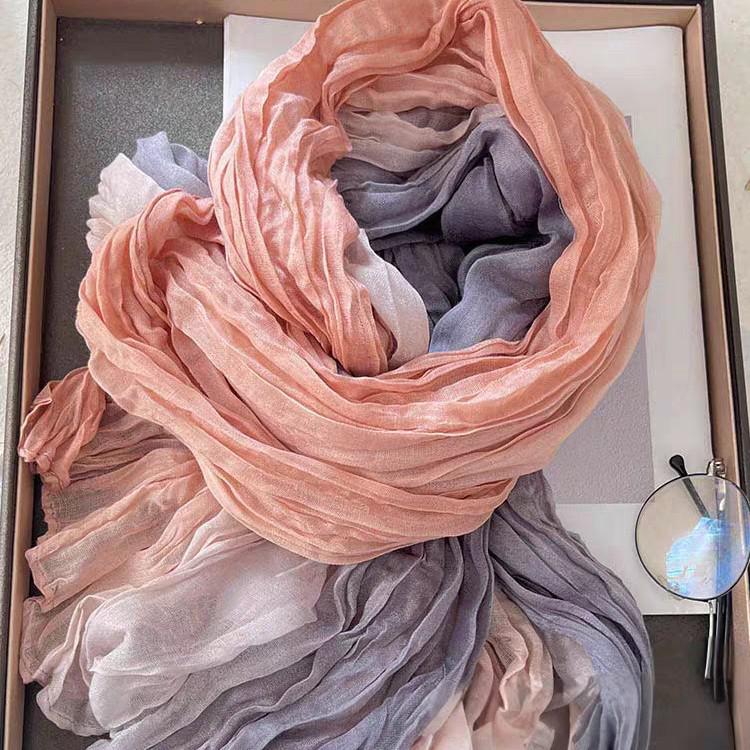 Gradient Blue Cotton-Linen Scarf: Retro Versatile Print, Long Pleated Women's Accessory for Autumn/Winter