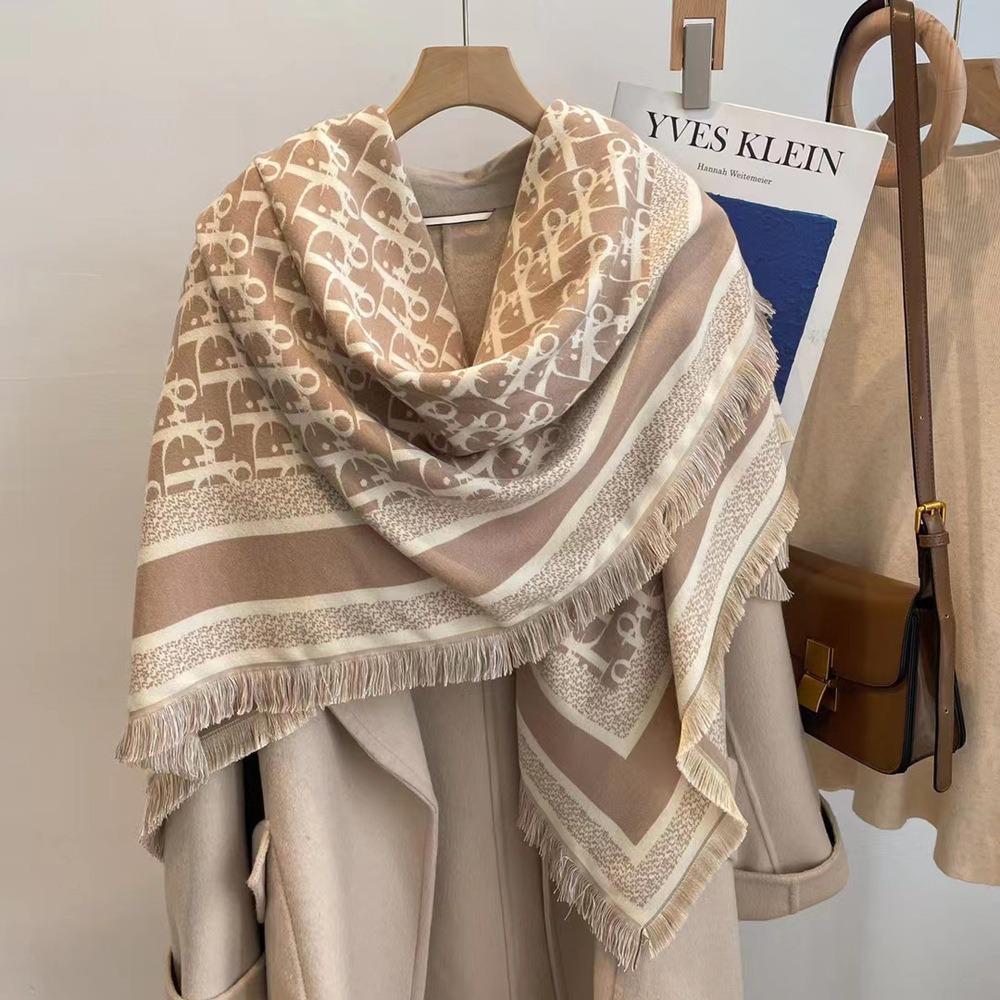 Luxury Imitation Cashmere Shawl: 140cm Square, Warm & Thick with Short Tassels