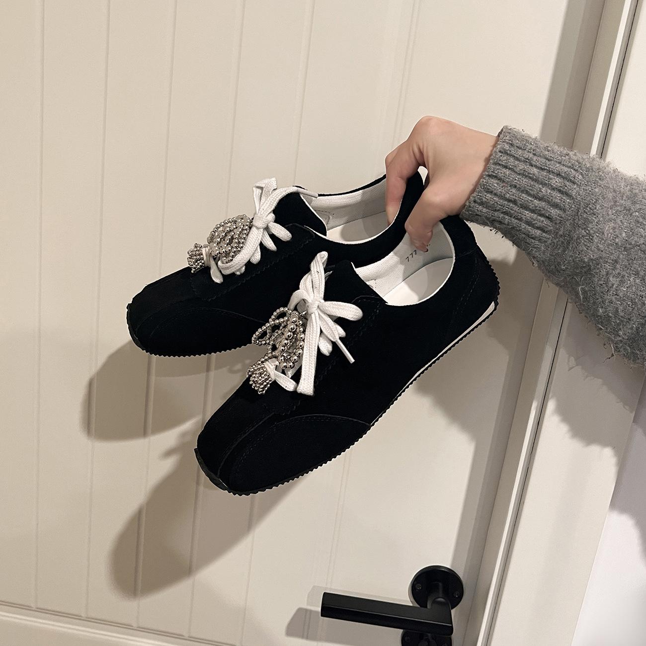 

Cowhide version~ genuine leather retro pearl square head bow lace-up German training shoes women s new casual board shoes Forrest Gump shoes 35