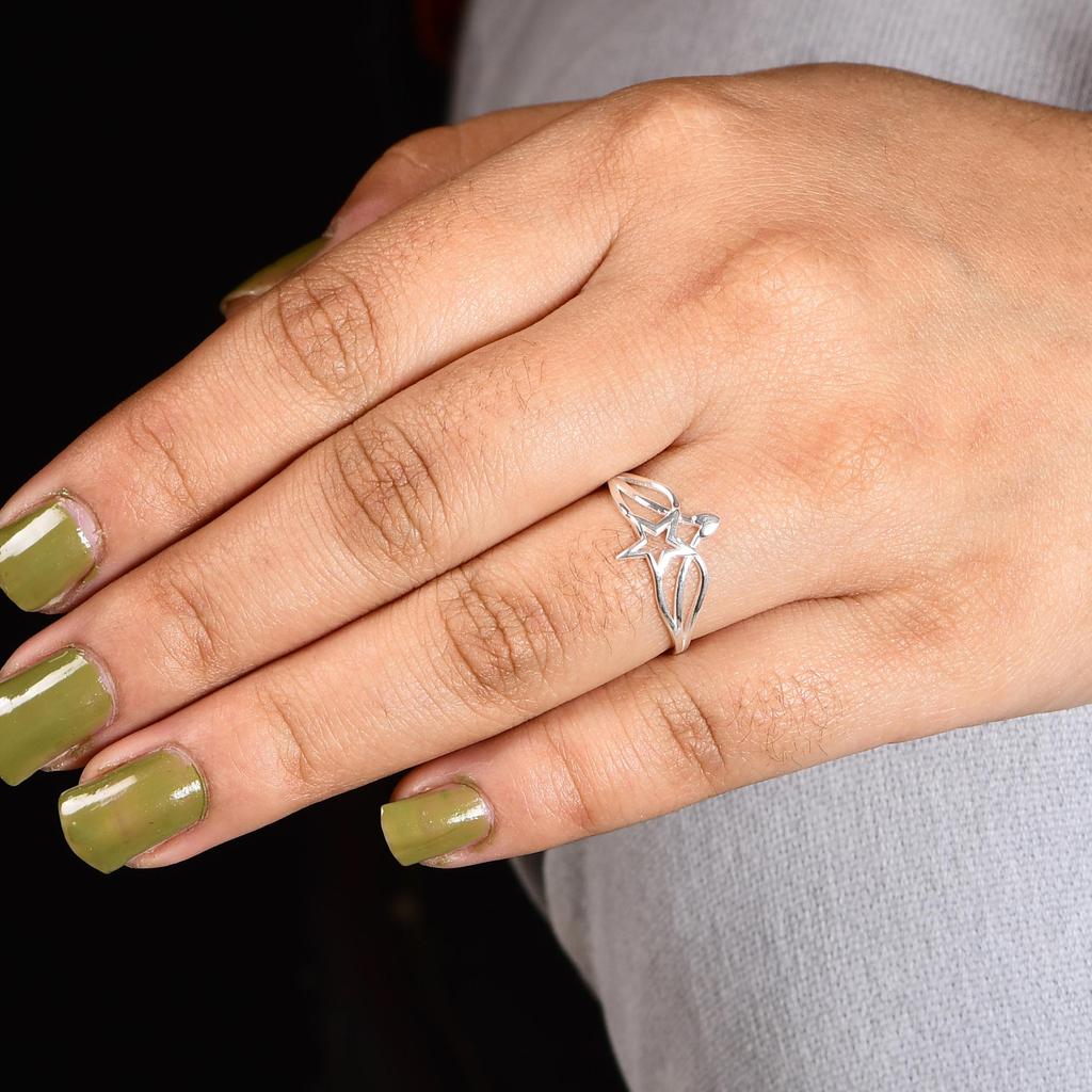 925 Sterling Silver Open Star Ring | Minimal Star Band Ring | Elegant Celestial Jewelry for Women.