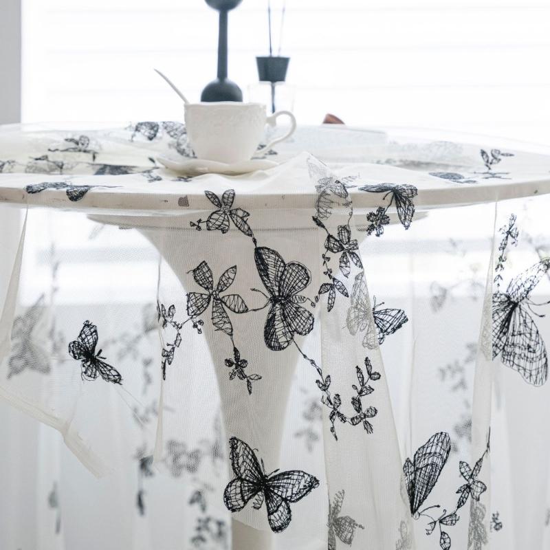Elegant Lace Embroidery Tablecloth For Dining Table Decoration Polyester Fabric And Easy To Cleaning