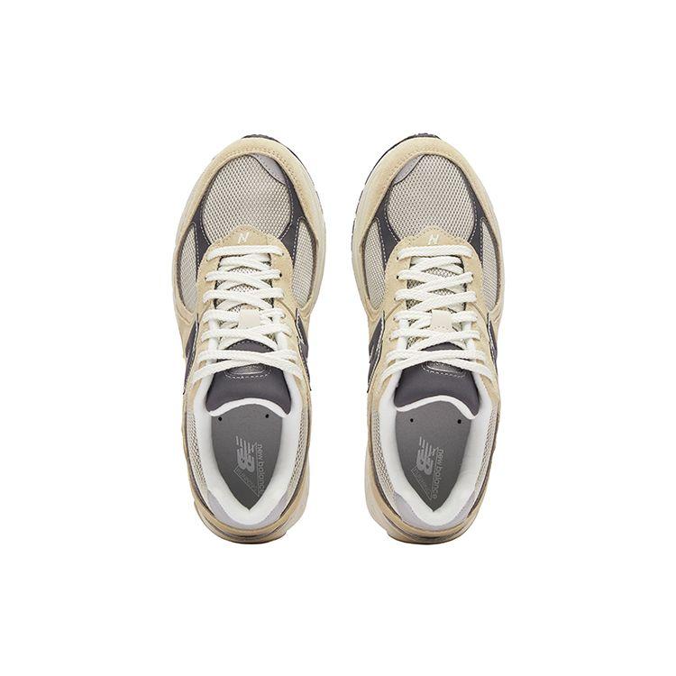 New Balance 2002R Sandstone Magnet Unisex Sneakers Cream Linen M2002RFA