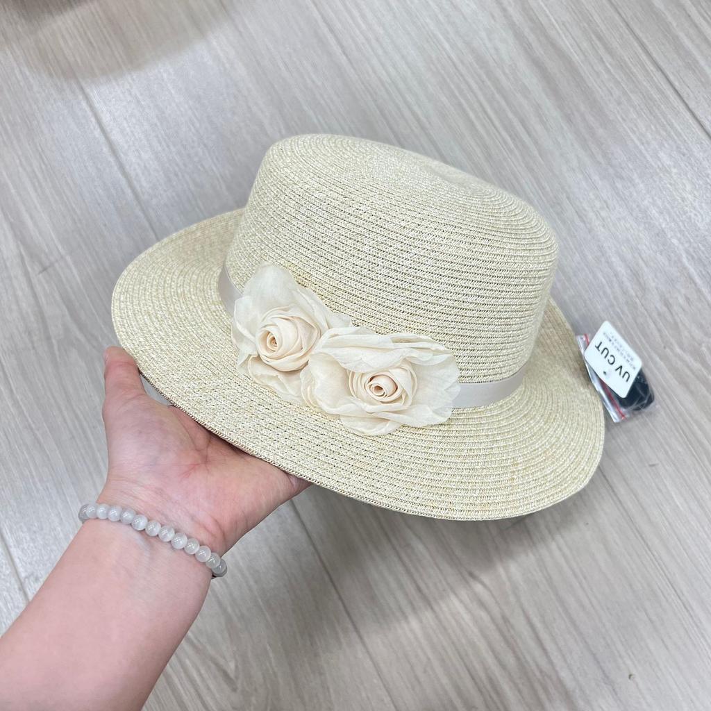 French Hepburn style flower straw hat elegant bucket hat sunshade sun protection beach hat versatile basin hat flat top top top hat