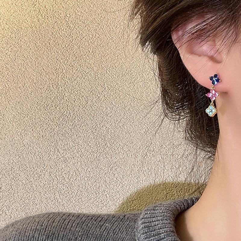 Zircon Flower Fringed Earrings Niche Versatile Stud Earrings Fashion Temperament Earrings