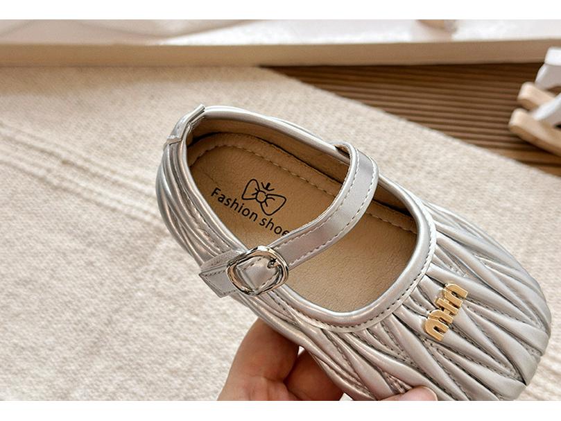 Spring 2026 Girls' Princess Flats: Soft Leather Buckle Shoes - Fashionable & Casual