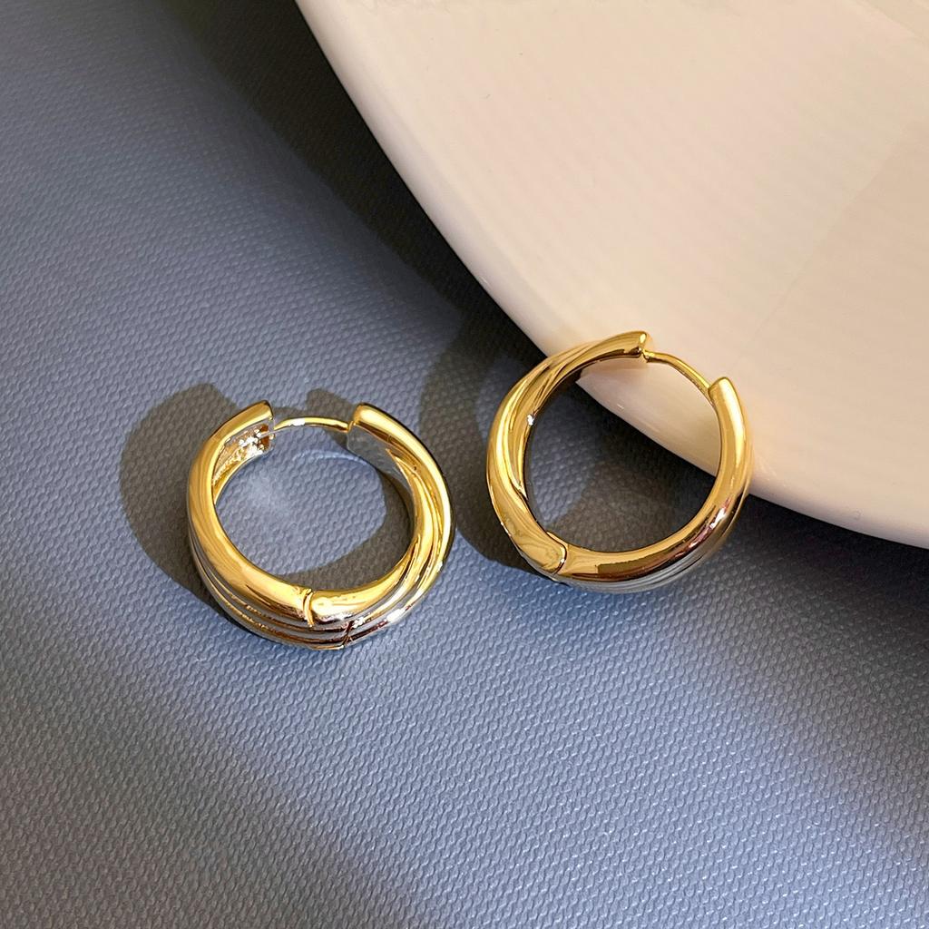 Silver needle same gold earrings women's light luxury high-end temperament pearl stud earrings retro new earrings