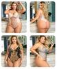Tříbarevné vyšívané síťované body s kosticemi