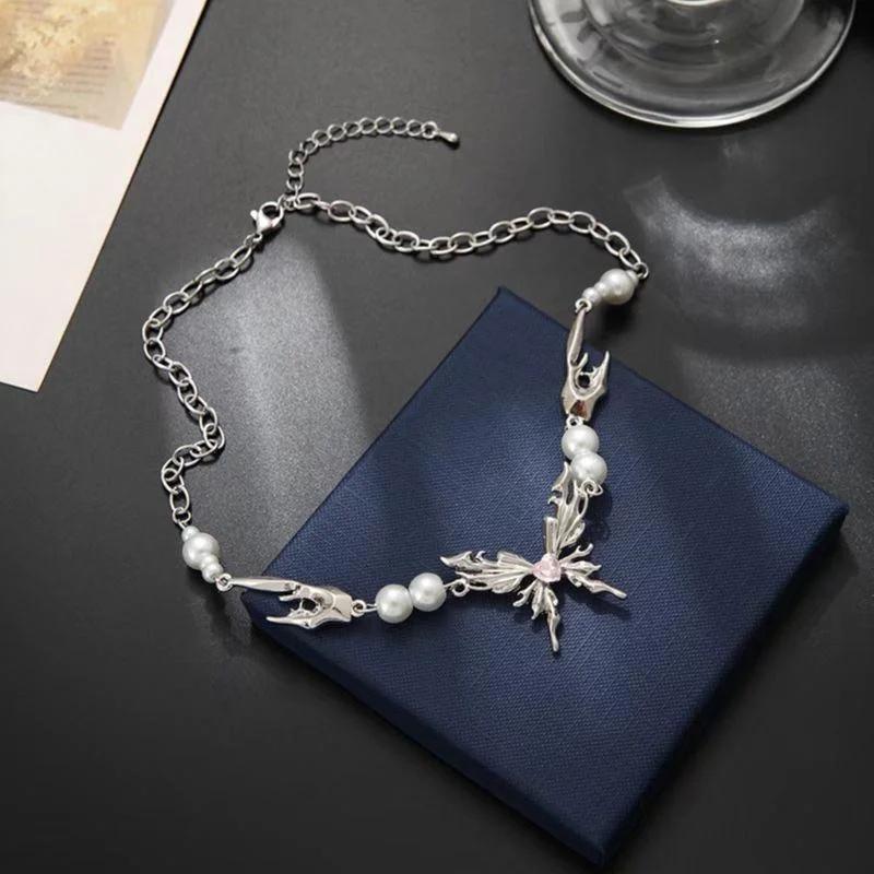 New Butterfly Wings Pearl Necklaces Women Personality Simple Temperament Hundred Match Necklace Party Jewelry Gift Necklaces
