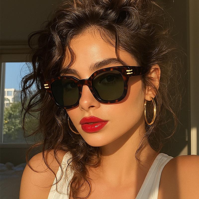 European American Stylish Women Sun Glasses Square Shape UV Protection Men Sunglasses Driving Travelling Woman Sun Glass