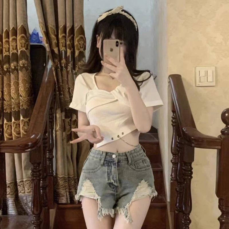 Spice girl fashion irregular niche design short-sleeved T-shirt new slim and thin chic French top ins women