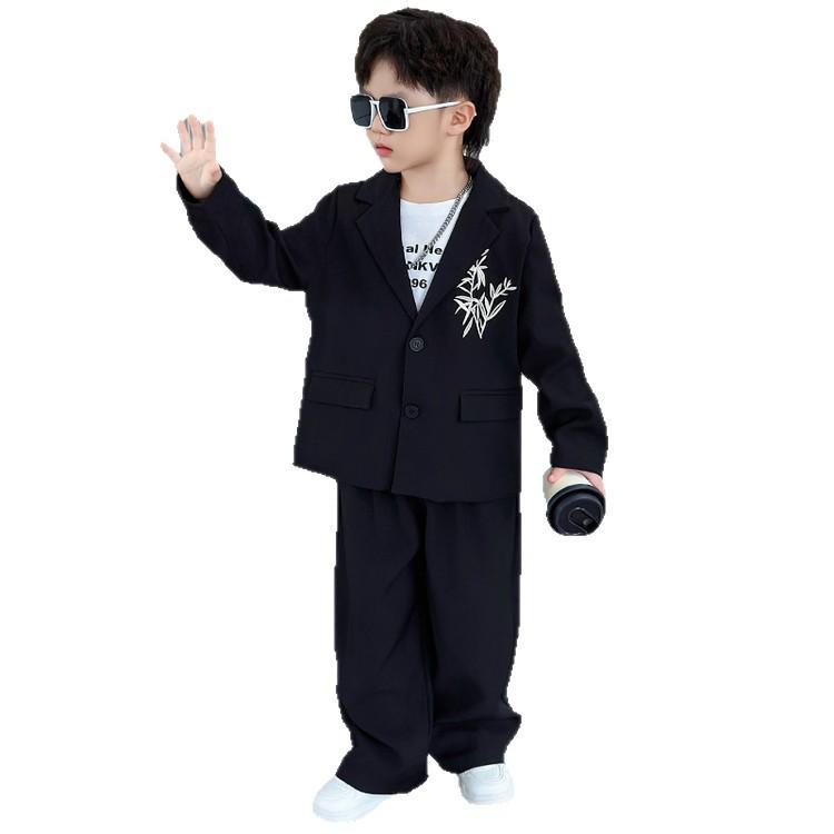 New Chinese Style Boys' Hanfu Suit: Embroidered Ancient Performance Costume for Kids