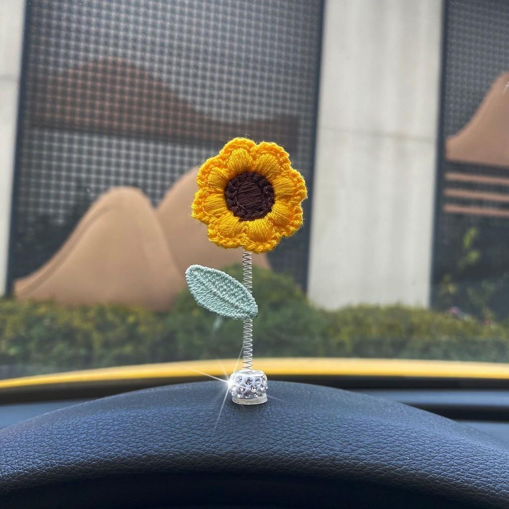 

Beautiful Plastic Car Window Center Console Flower Decoration Ornament White Yellow Pink Purple Green Blue Red StyleB