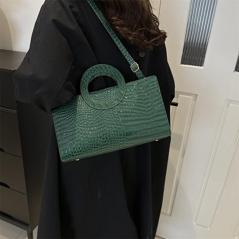 Trendy Women's Pu Tote Bag With Sleek Lines Available In Multiple Colors For Everyday Use